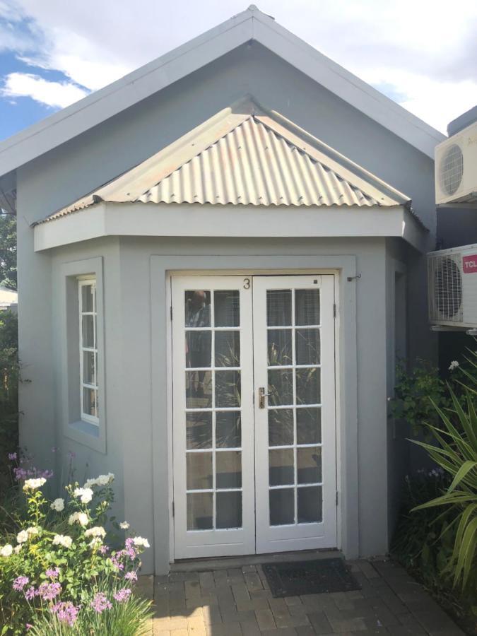 Acacia Westdene B&B Bloemfontein Esterno foto