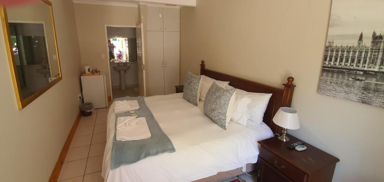 Acacia Westdene B&B Bloemfontein Esterno foto