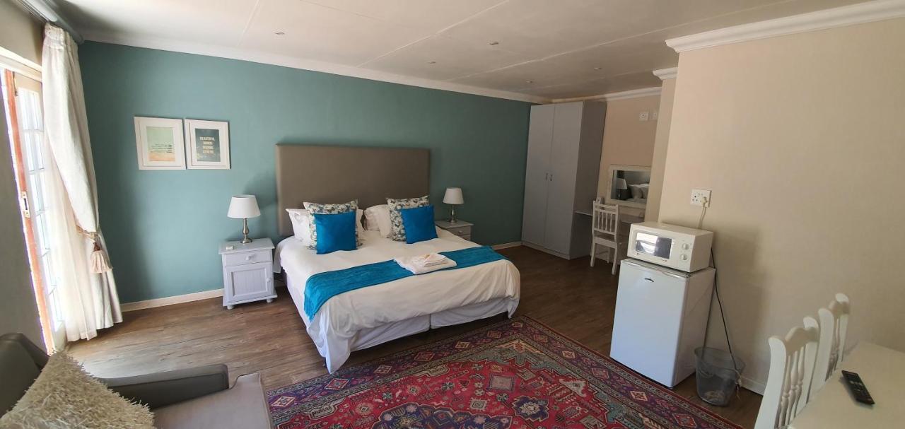 Acacia Westdene B&B Bloemfontein Esterno foto